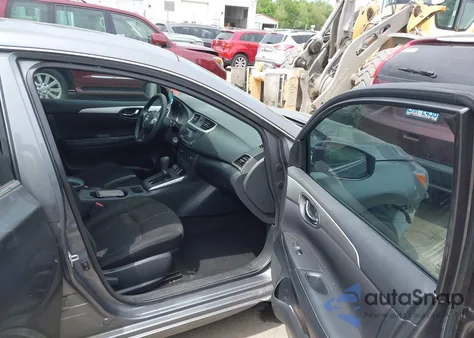 2018 Nissan Sentra S z USA, uszkodzony, nr VIN 3N1AB7APXJY232795